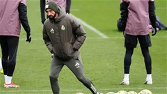 Arbeloa cắt ngắn kỳ nghỉ để hội quân sớm cùng Real